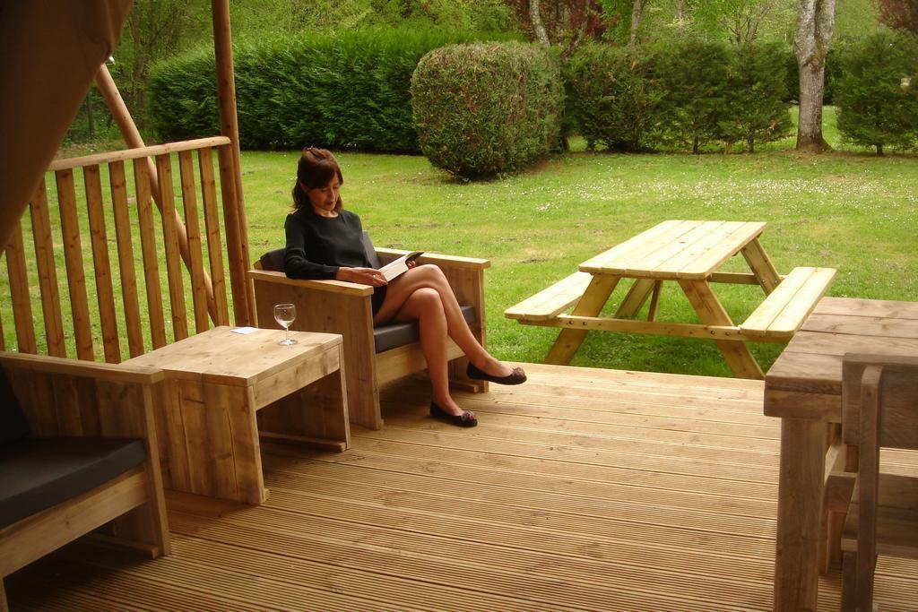 Camping De La Bonnette Caylus Szoba fotó
